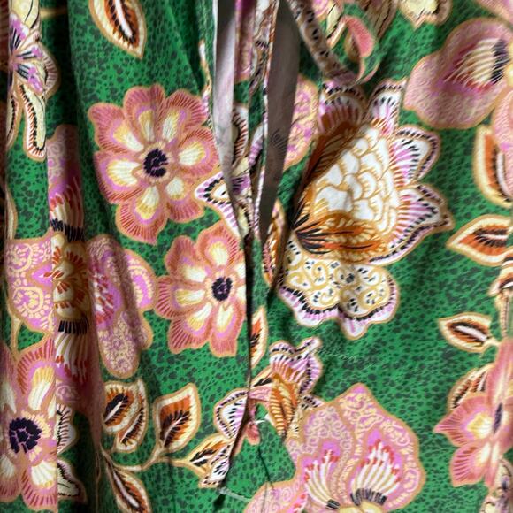 MISA Suparna Green Floral Print Cap Sleeve Tie Neck Peasant Blouse Size Large - Picture 14 of 14